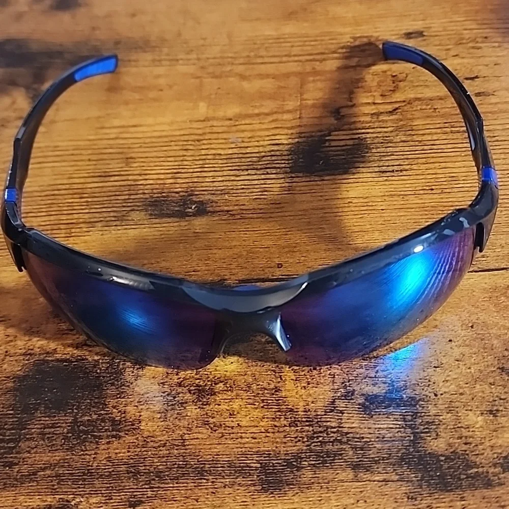 Black/ White Black/ Red Black/ Blue 1 Box 2nd Box Has Green Sports Sunglasses